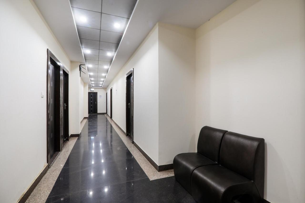 Oyo Flagship Krishna Regency Near Chaudhary Charan Singh International Airport Hotel Bijnaur Exterior photo